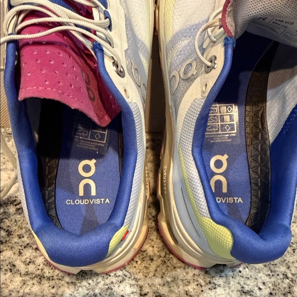 ON Women's Cloudvista Athletic Shoes - White and Pink - Picture 5 of 6